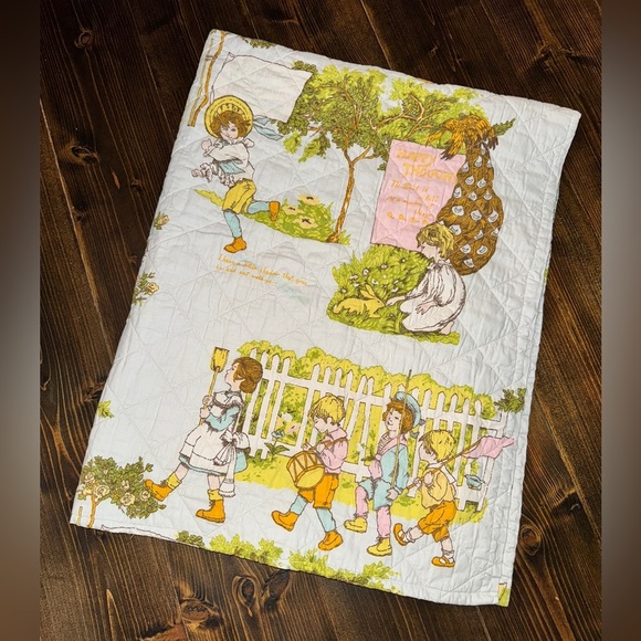 Vintage Baby Blanket 33” x 44” - Picture 1 of 8
